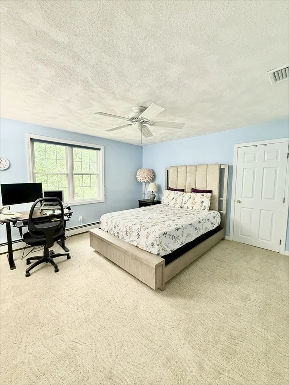 25 Homeward Ln, Natick