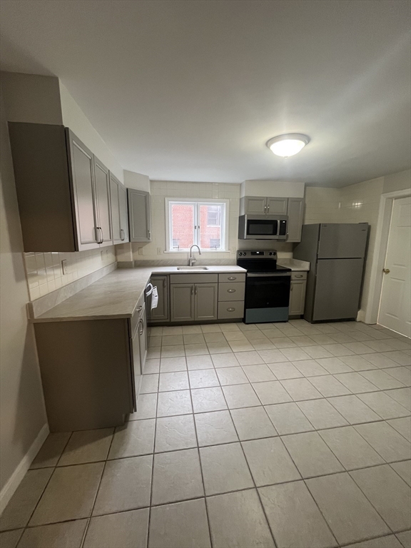 57 Wright St, Stoneham