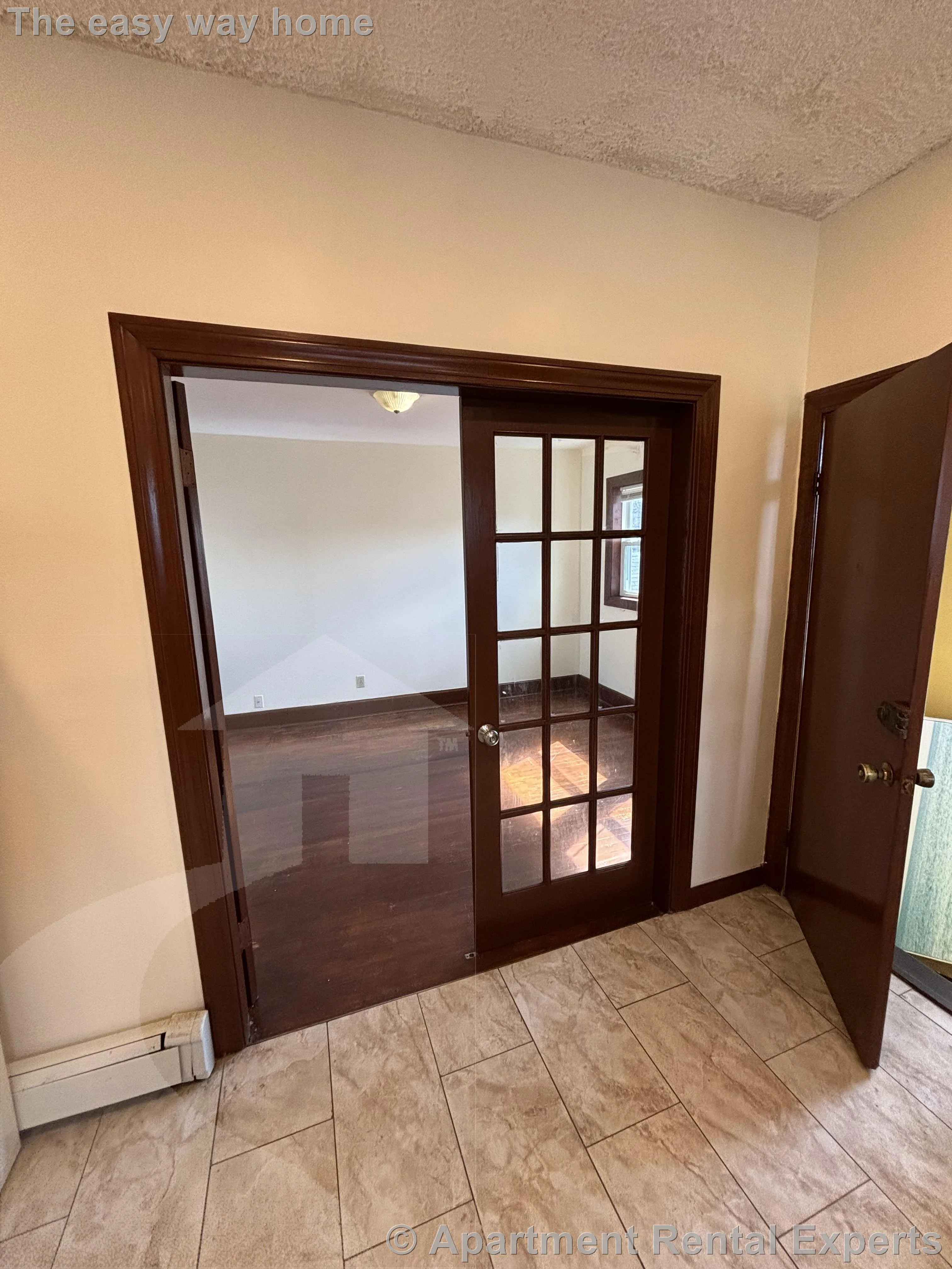 569 Main St, Magoun Square