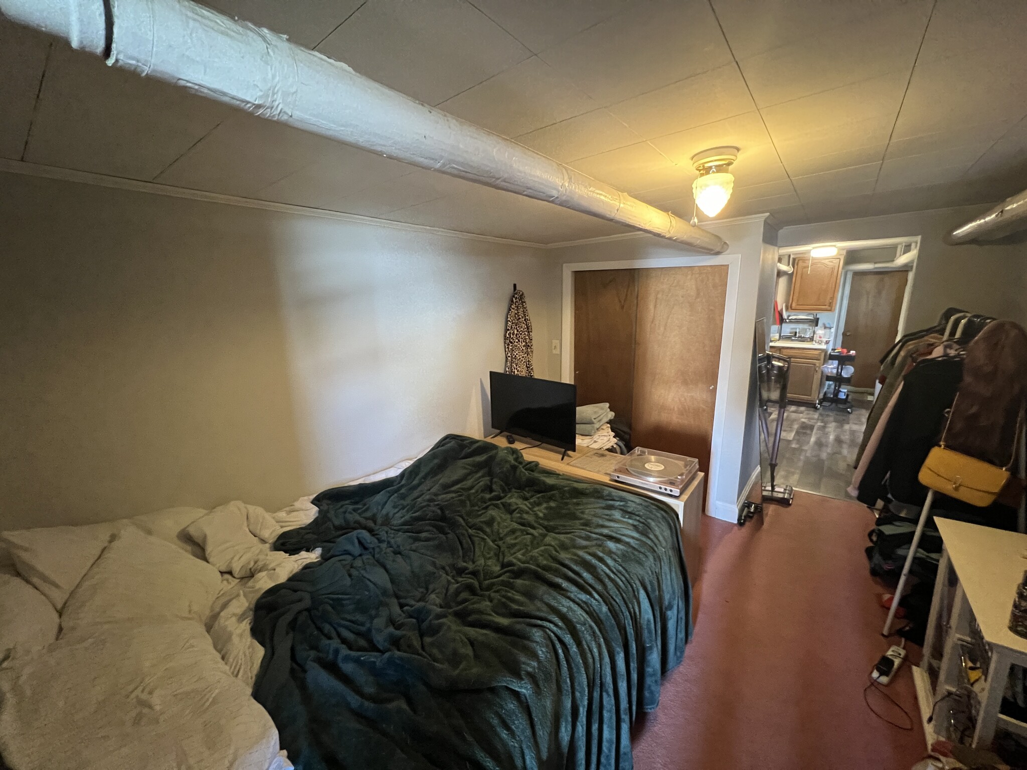 Studio bed, 1 bath apartment for rent at 27 Cameron Ave Unit 1B, North Cambridge — photo 6 of 20