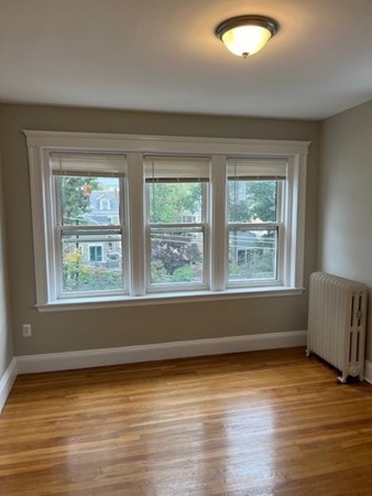 1 bed, 1 bath apartment for rent at 27 Irving Ter Unit 4, Mid Cambridge — photo 2 of 4