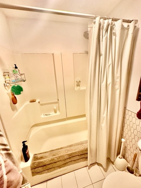 2 bed, 1 bath apartment for rent at 10 Harris St Unit 3, North End — photo 27 of 27