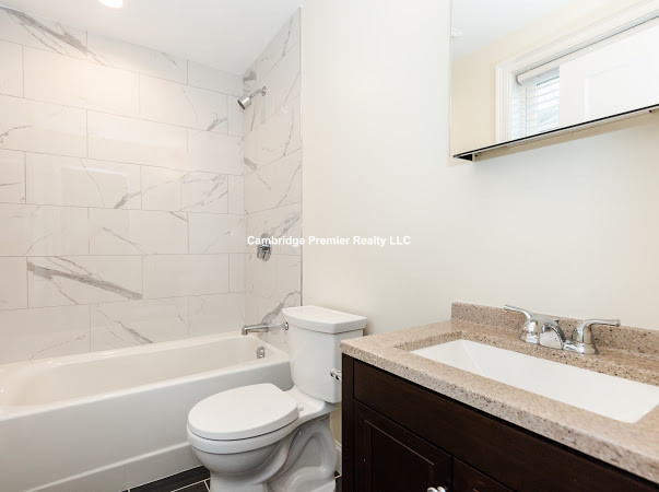 4 bed, 4+ bath apartment for rent at 27 1st St Unit 2, Medford — photo 8 of 20