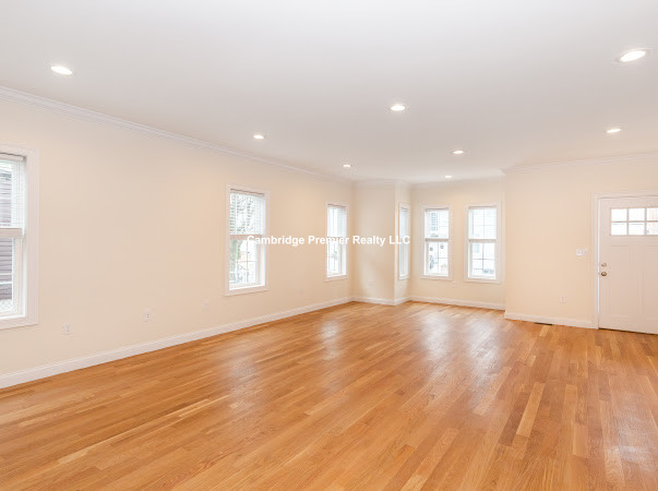 4 bed, 4+ bath apartment for rent at 27 1st St Unit 2, Medford — photo 12 of 20