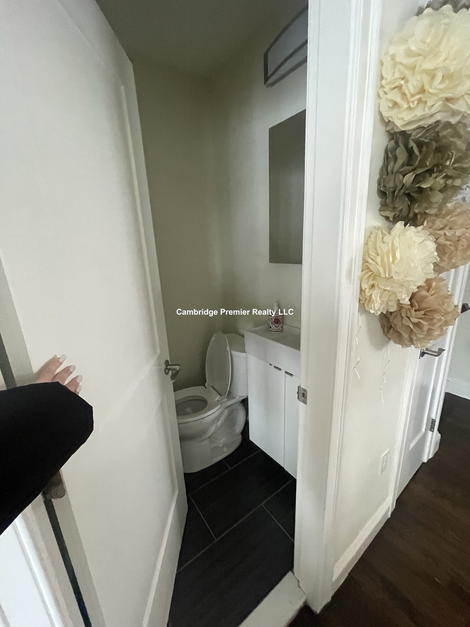 4 bed, 4+ bath apartment for rent at 27 1st St Unit 2, Medford — photo 20 of 20