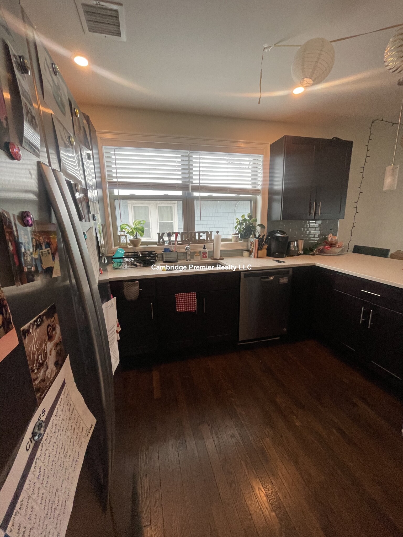 4 bed, 4+ bath apartment for rent at 27 1st St Unit 2, Medford — photo 2 of 20