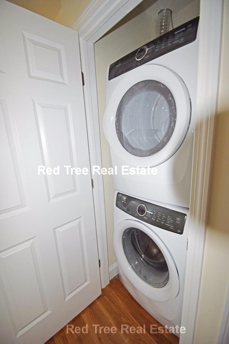 3 bed, 1 bath apartment for rent at 3235 Washington St Unit 1, Jamaica Plain — photo 23 of 30