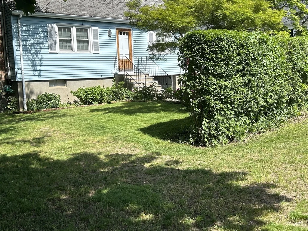 26 Pearl St, Lexington