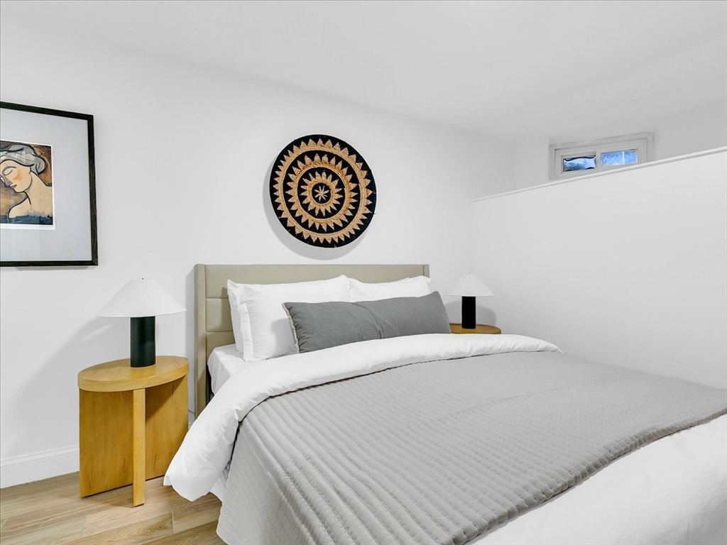 15 University Rd, Aspinwall Hill