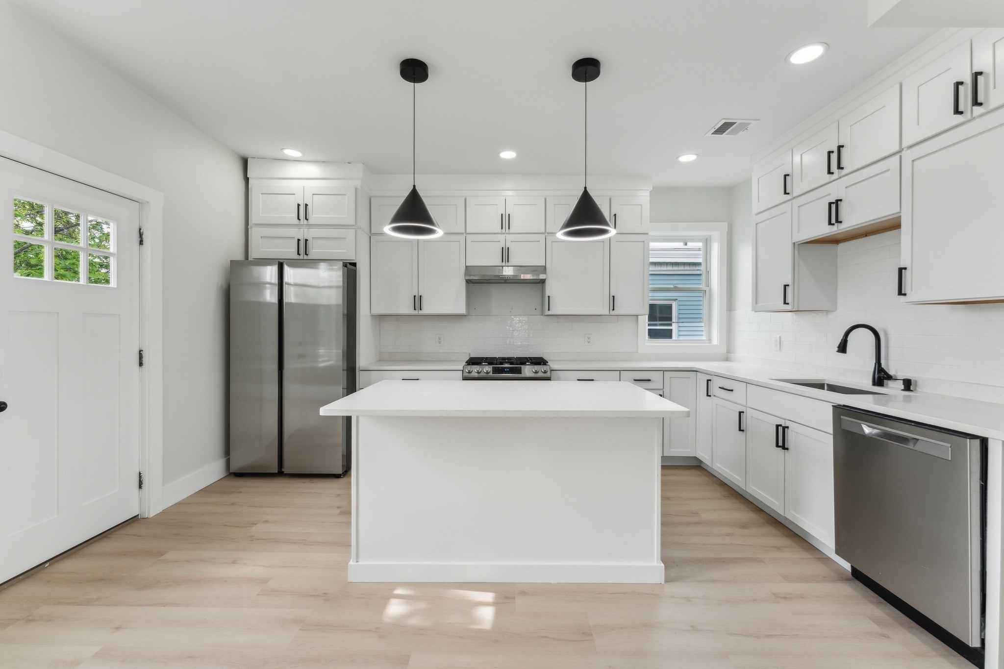 47 Brackett, Brighton