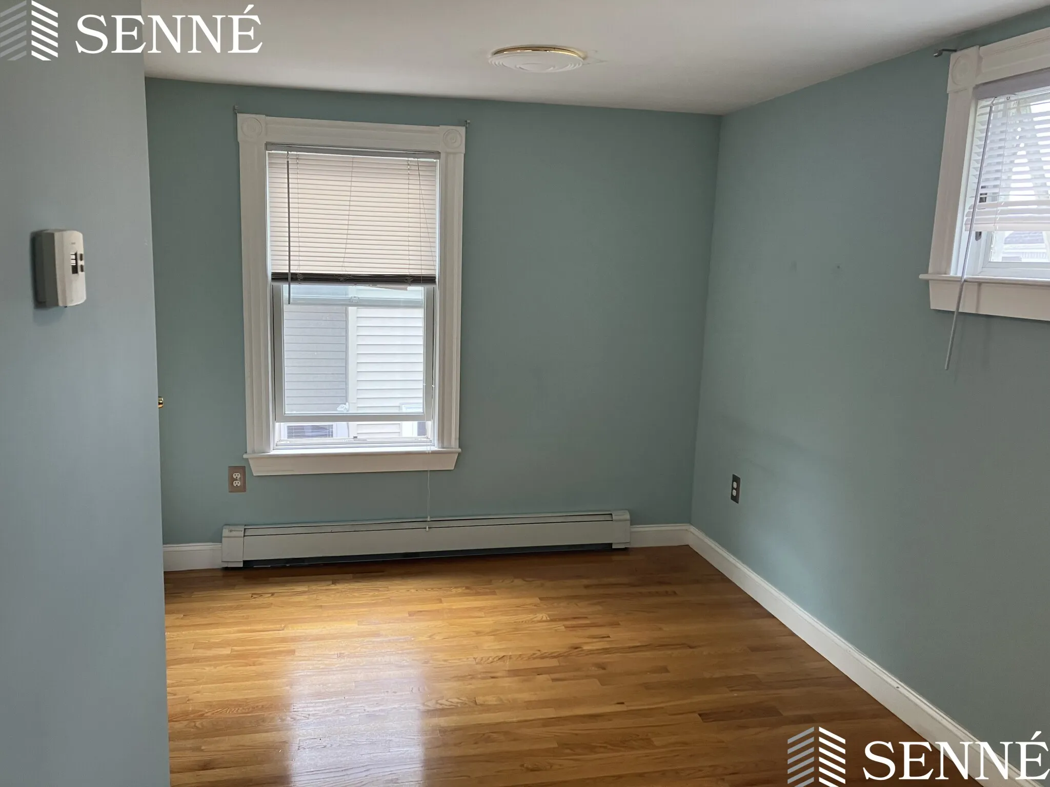 12 Fisk Ave, Magoun Square