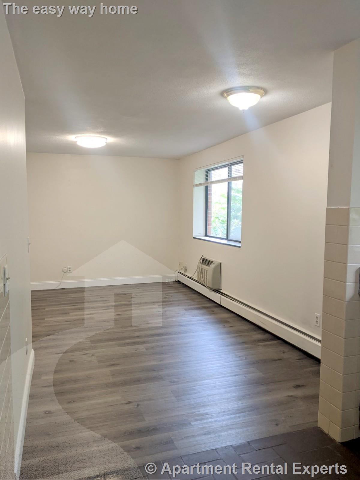 86 Newbury St, Teele Square