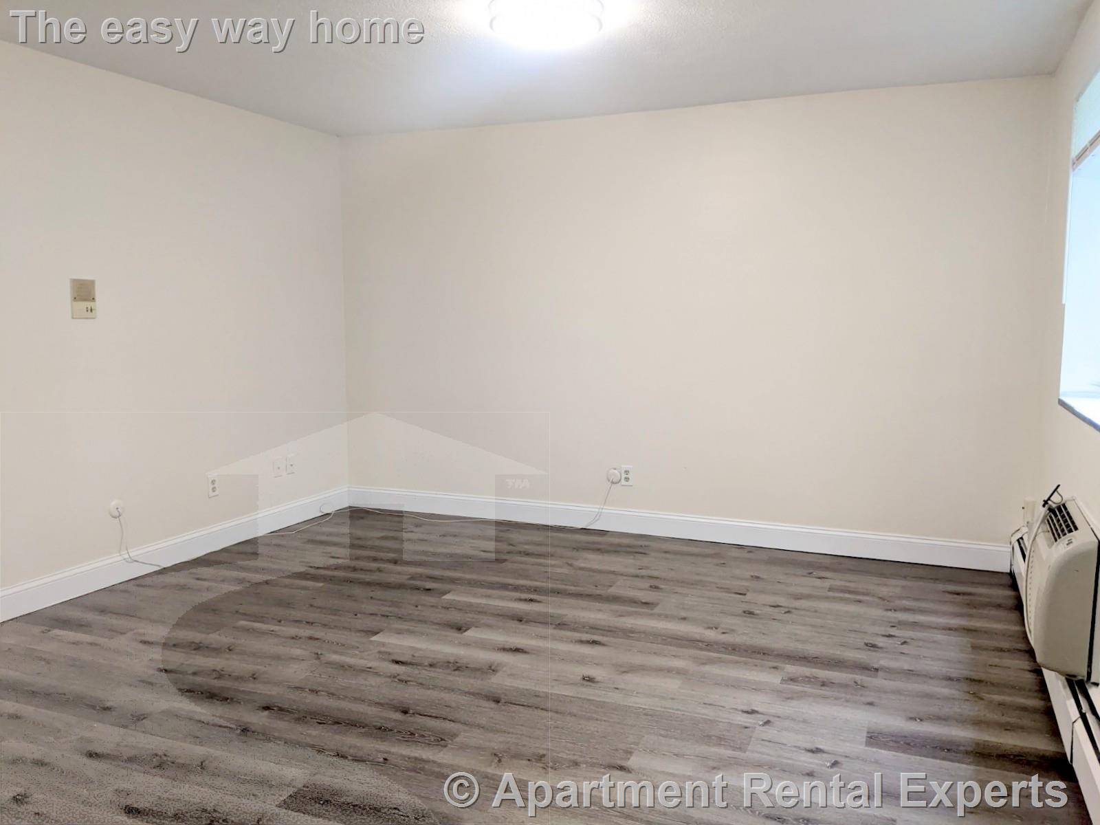 86 Newbury St, Teele Square