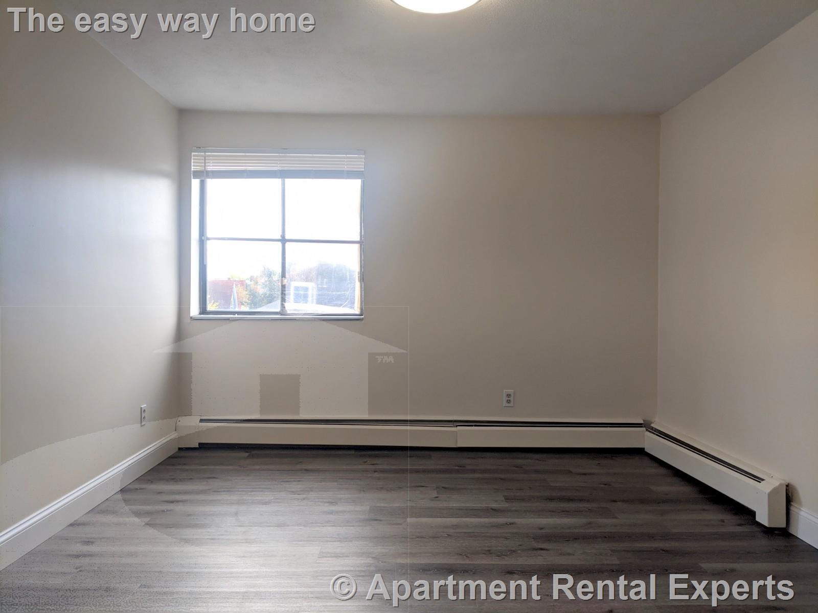 86 Newbury St, Teele Square