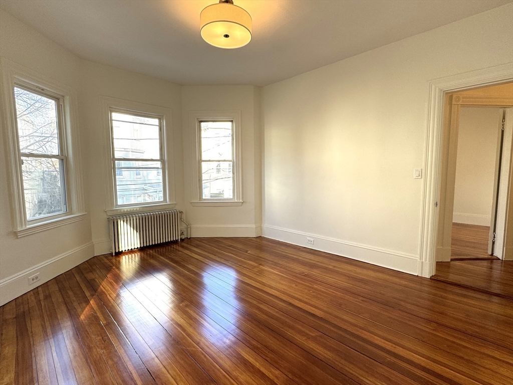 11 East Milton Rd, High Street Hill