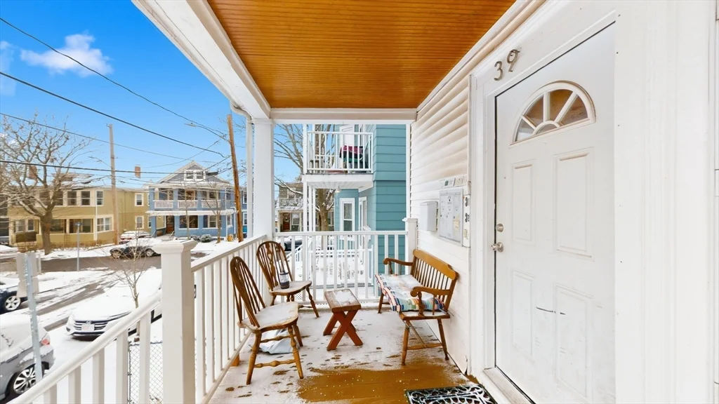 37-39 Belknap St, West Somerville