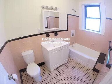 1463 Beacon St, Griggs Park