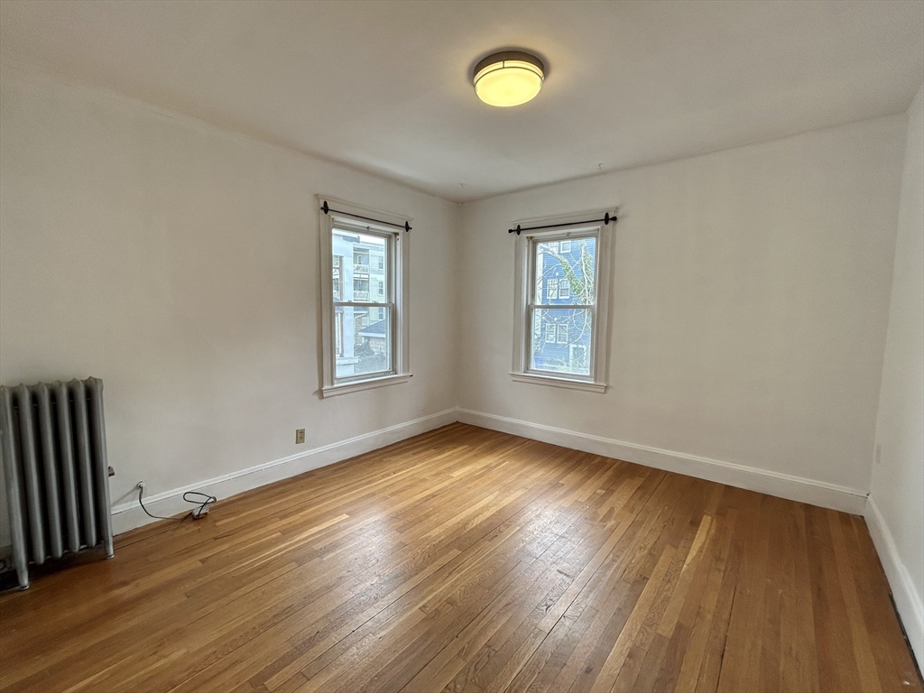 67 Euston Rd, Boston