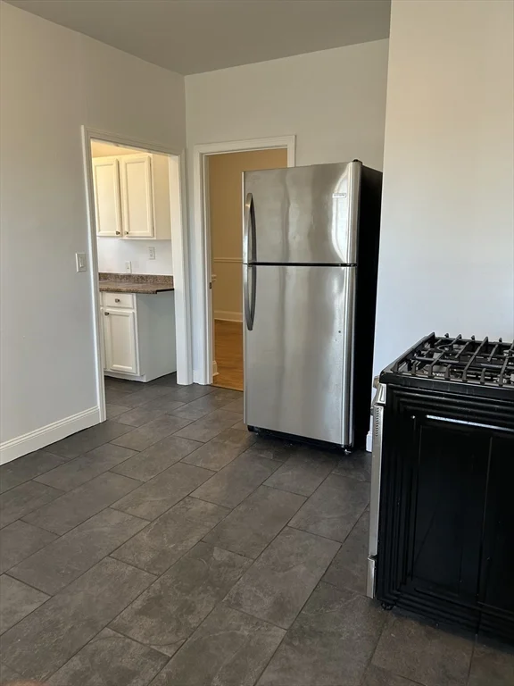 120 Walnut St, Fall River