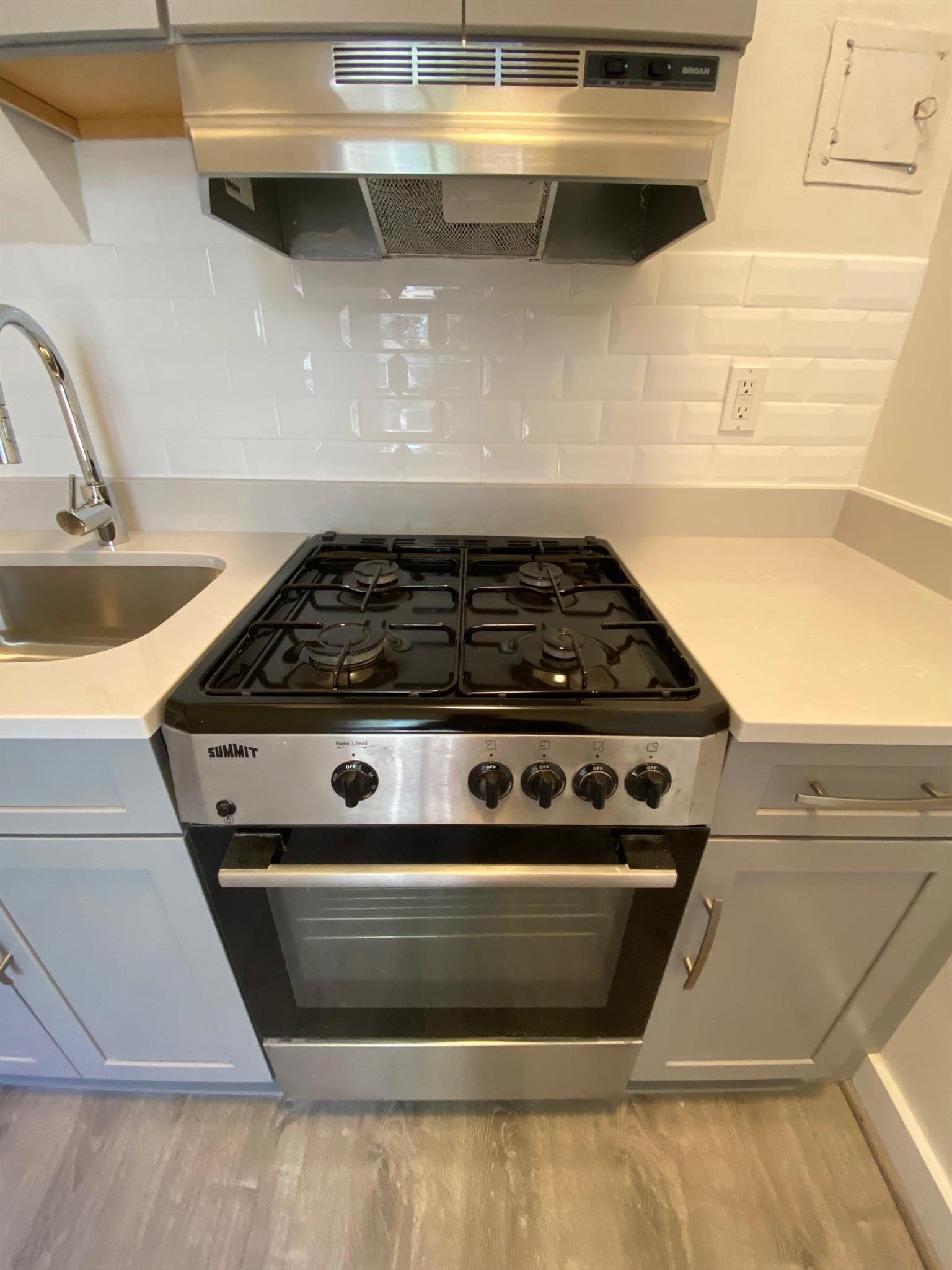 Studio bed, 1 bath apartment for rent at 378 Harvard St Unit 3, Harvard Square — photo 5 of 9