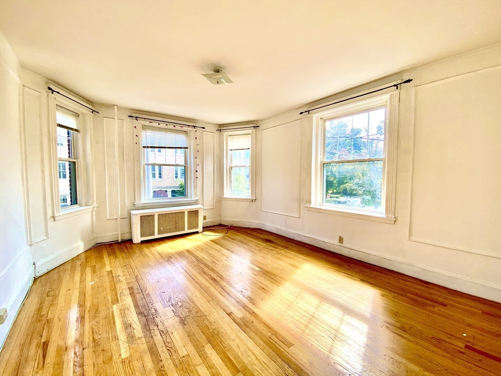 74 Babcock St, North Brookline