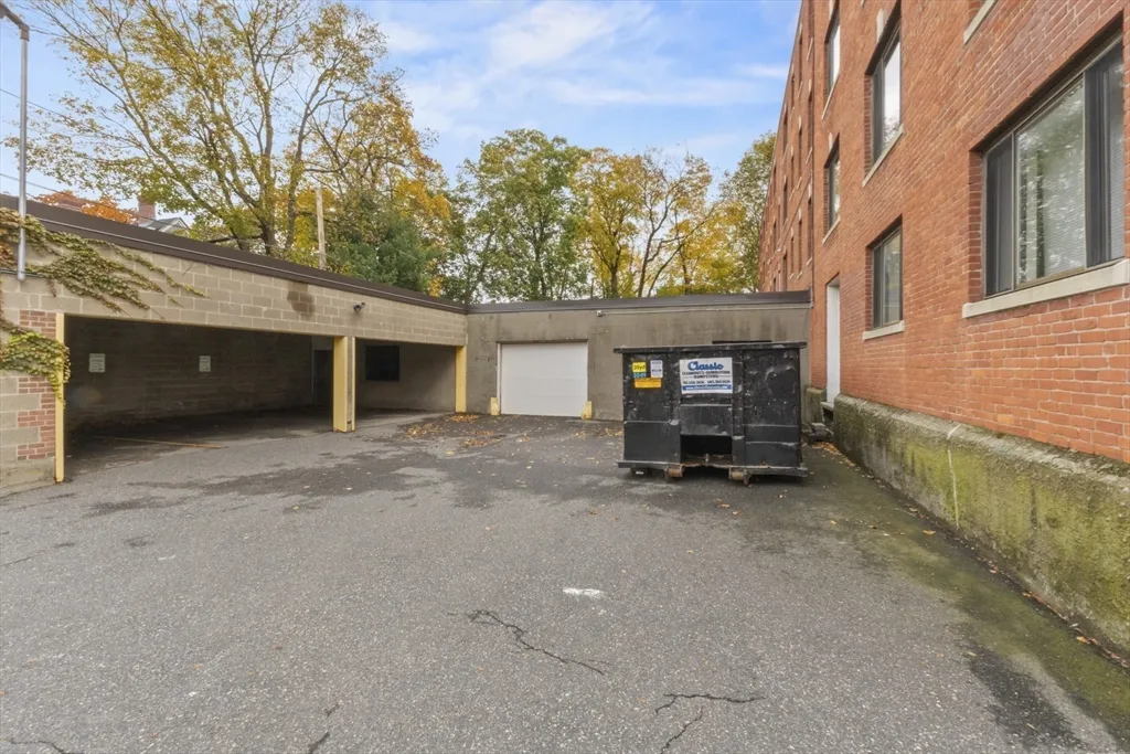 38-40 Cedar St, Worcester