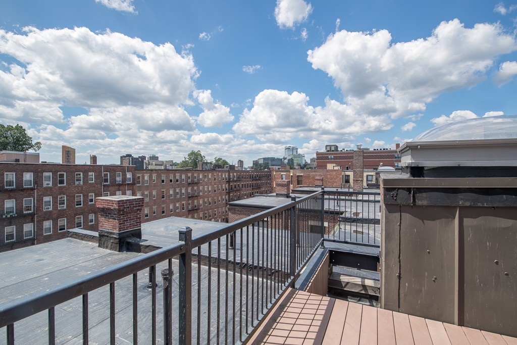 24 Peterborough St, Fenway