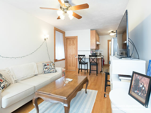 89 Myrtle St, Beacon Hill