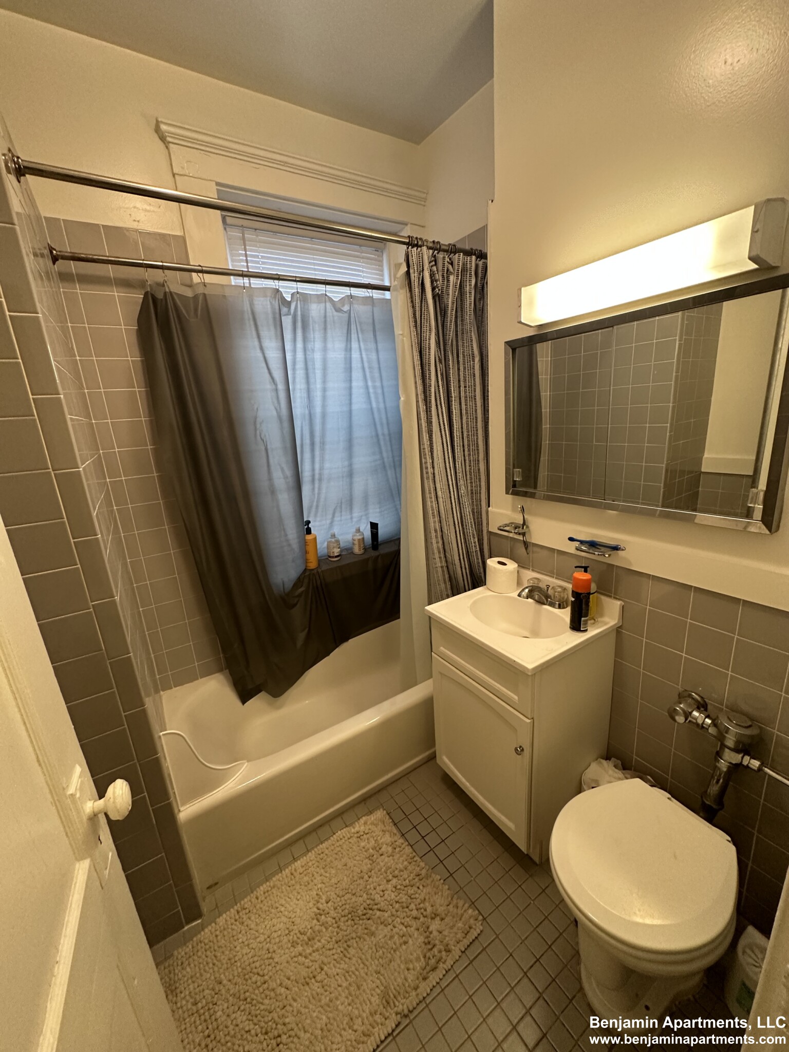 Studio bed, 1 bath apartment for rent at 137 Park Dr Unit 44F, Fenway — photo 2 of 9