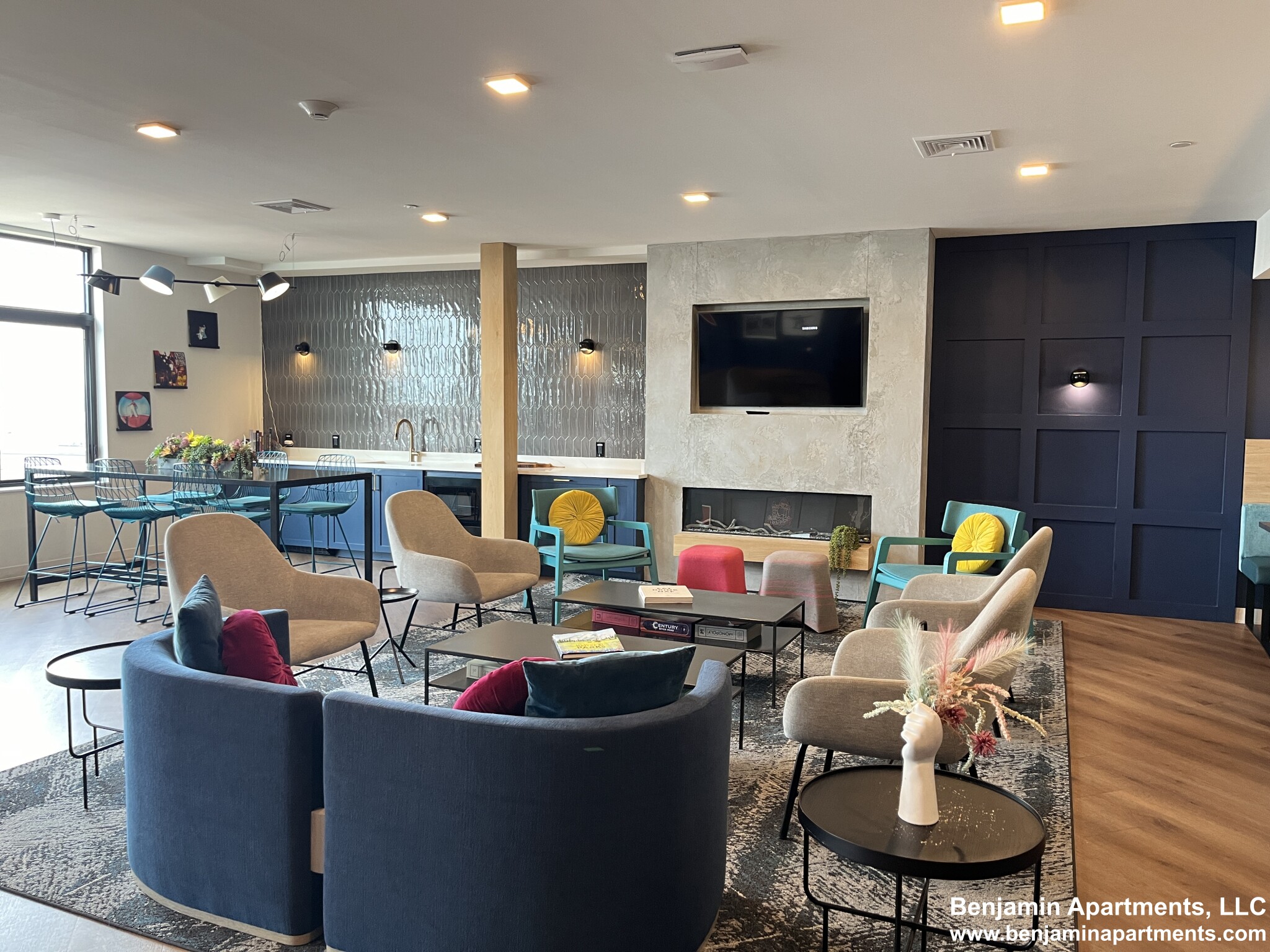 89 Brighton Ave, Allston