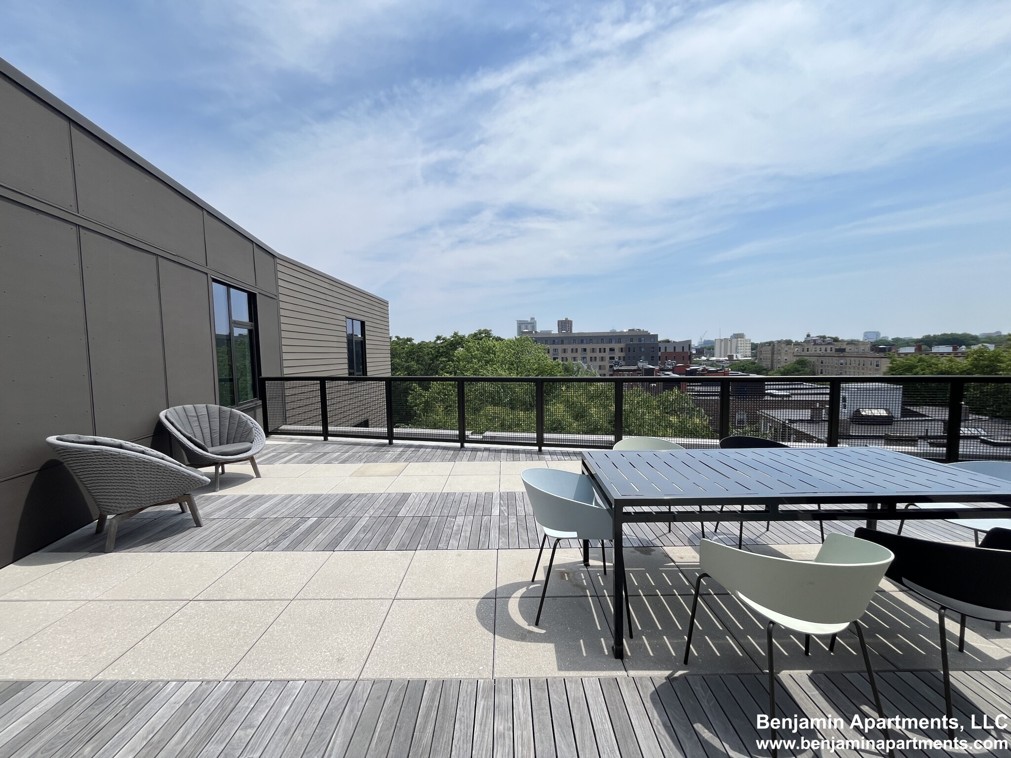 89 Brighton Ave, Allston