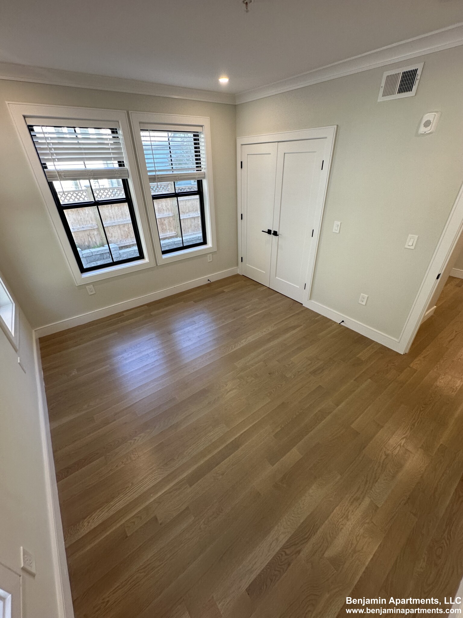 285 Lamartine St, Jamaica Plain