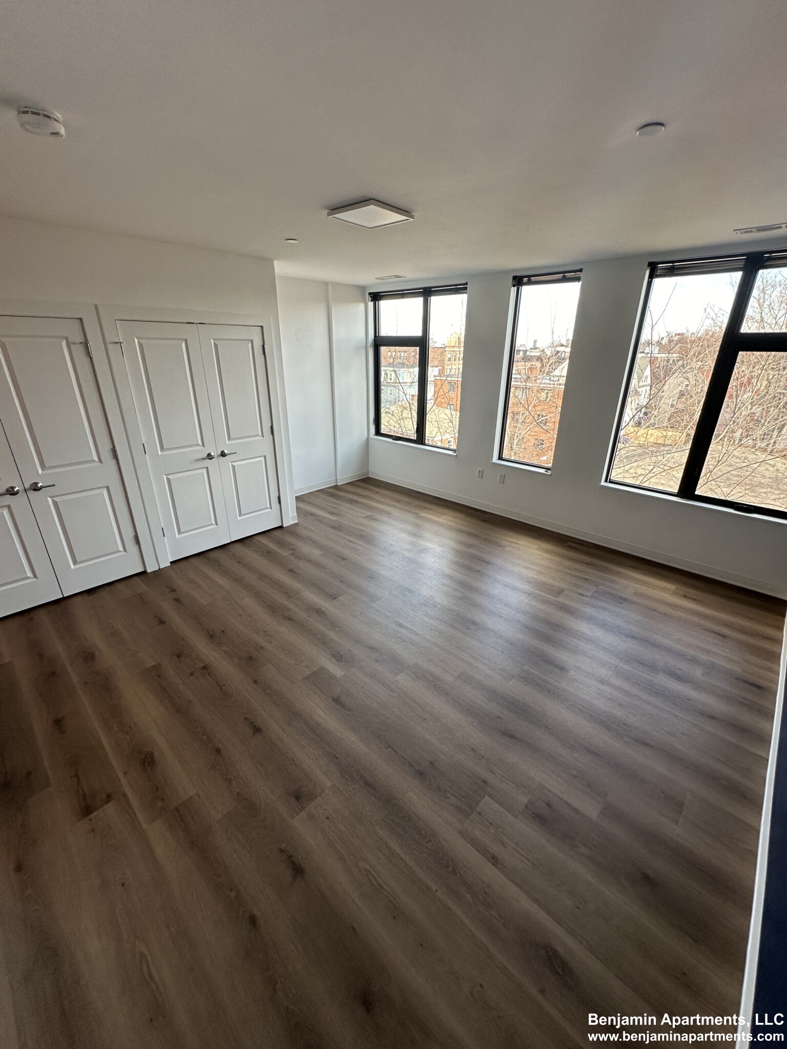 89 Brighton Ave, Allston