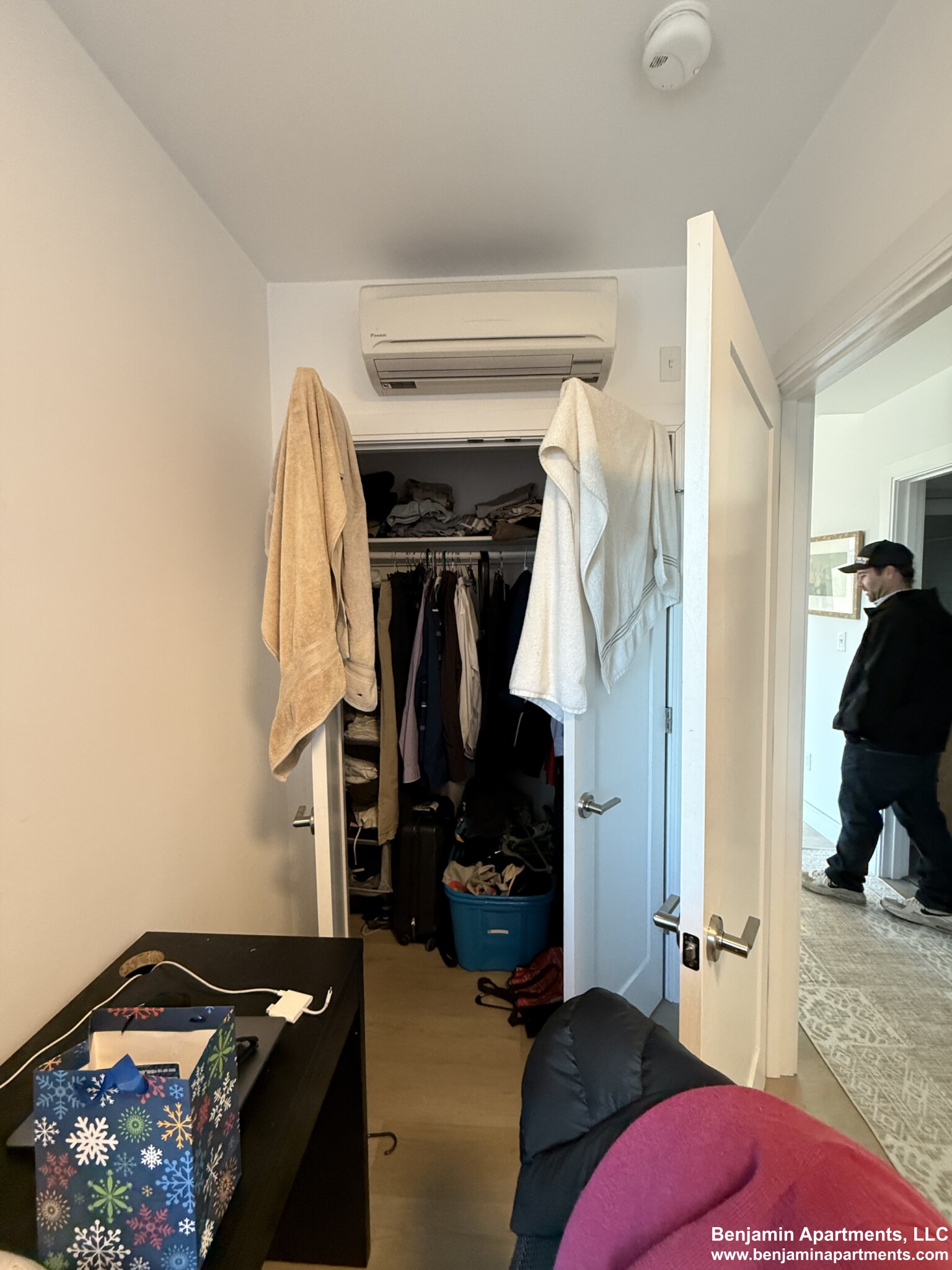 1 Newcomb St, Roxbury