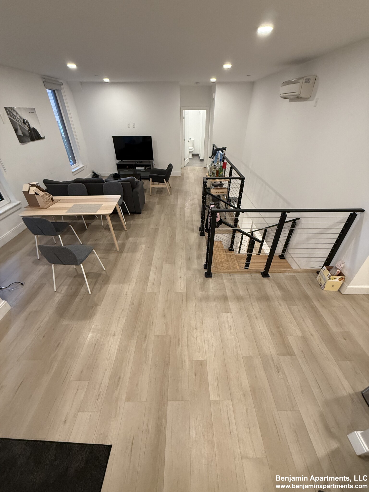 1 Newcomb St, Roxbury