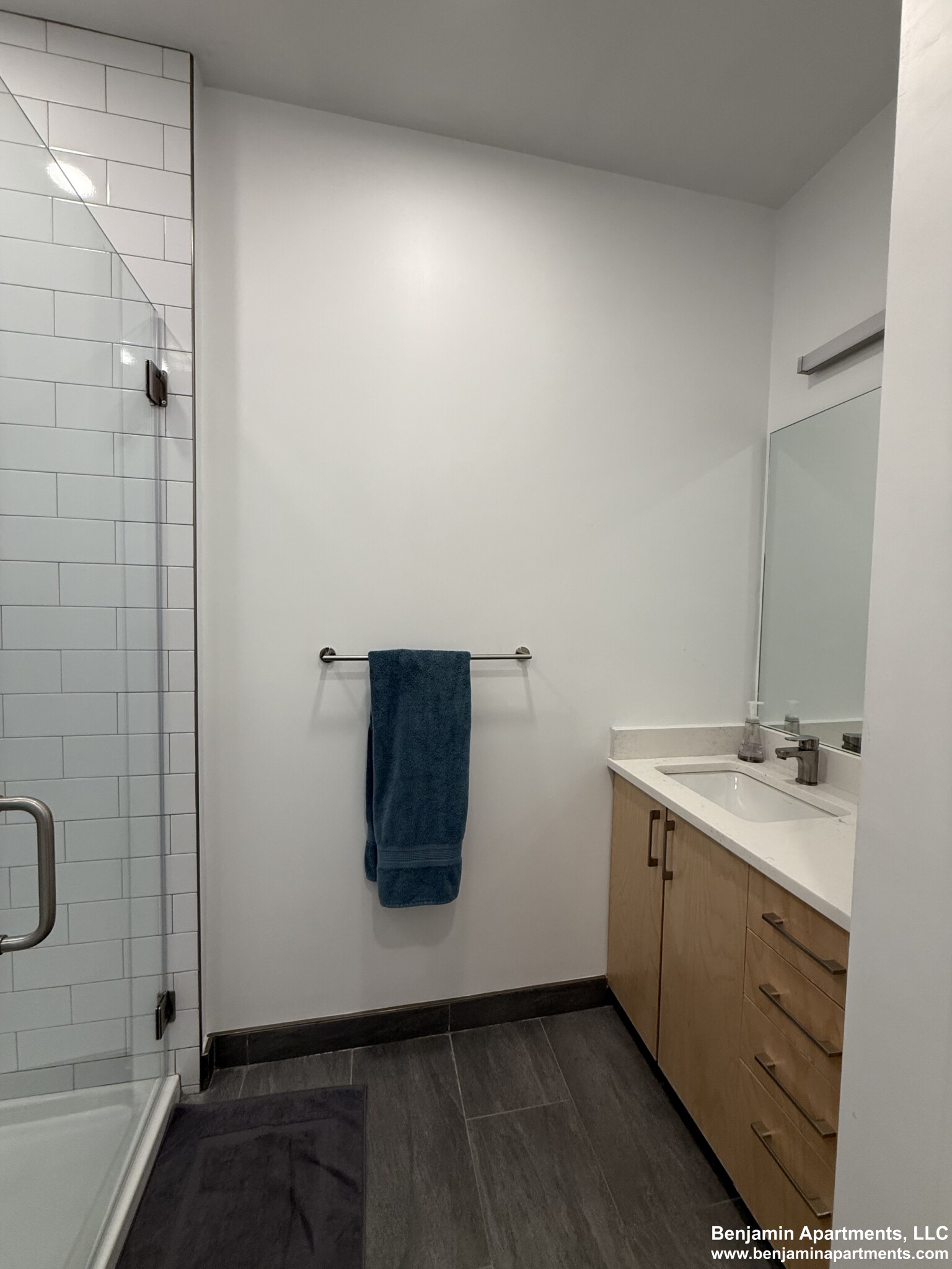 1 Newcomb St, Roxbury