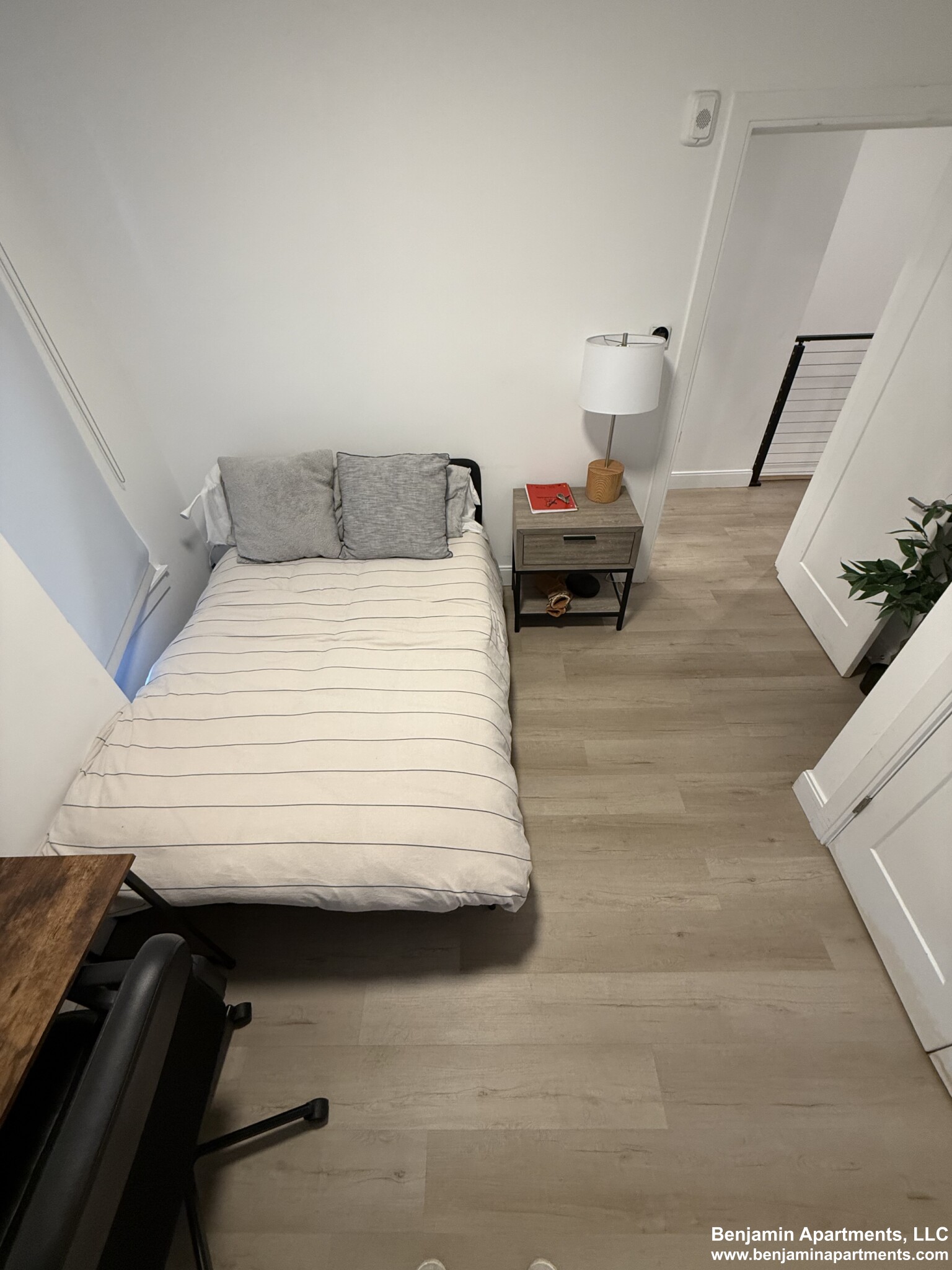 1 Newcomb St, Roxbury