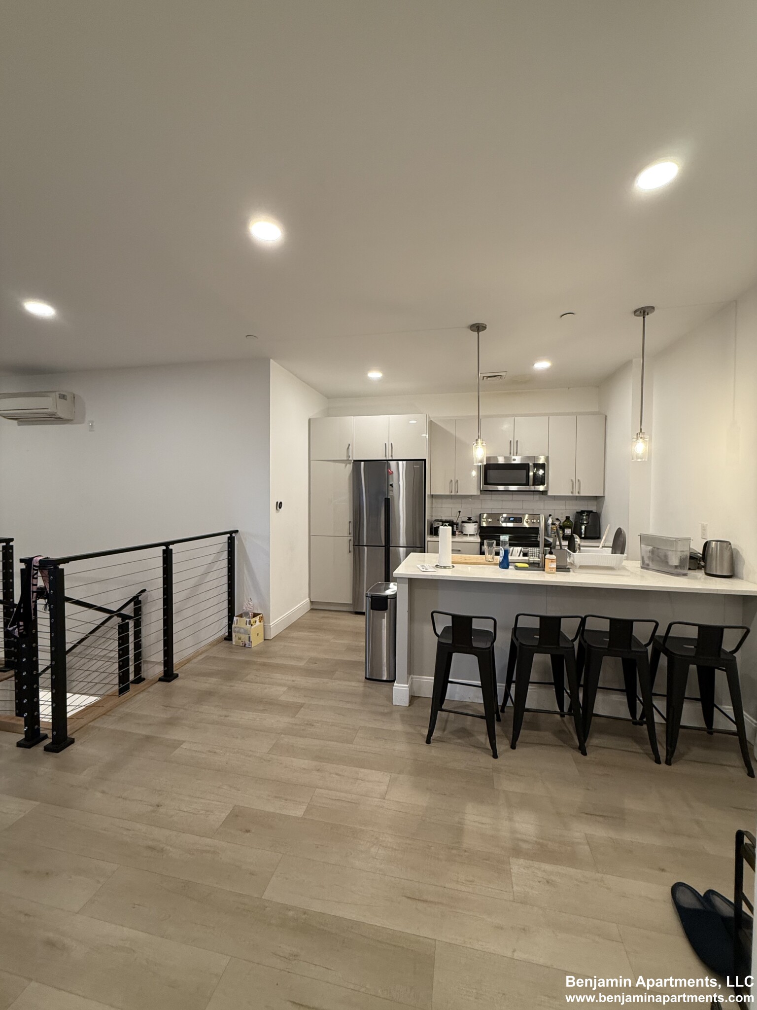 1 Newcomb St, Roxbury