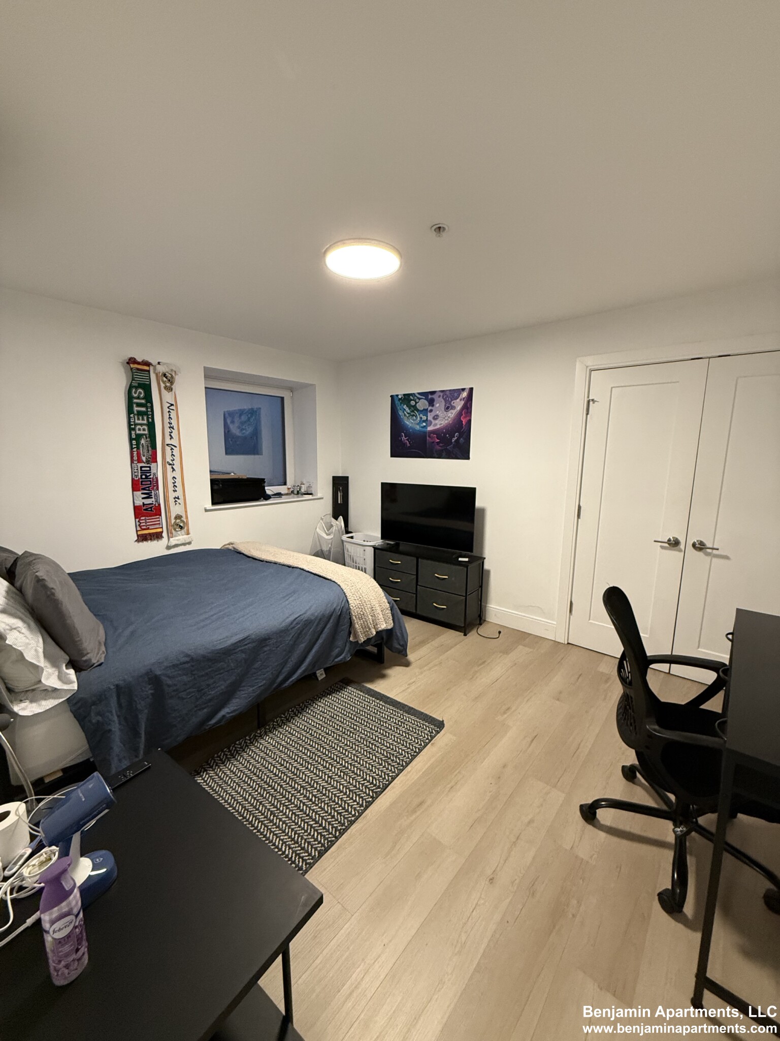 1 Newcomb St, Roxbury