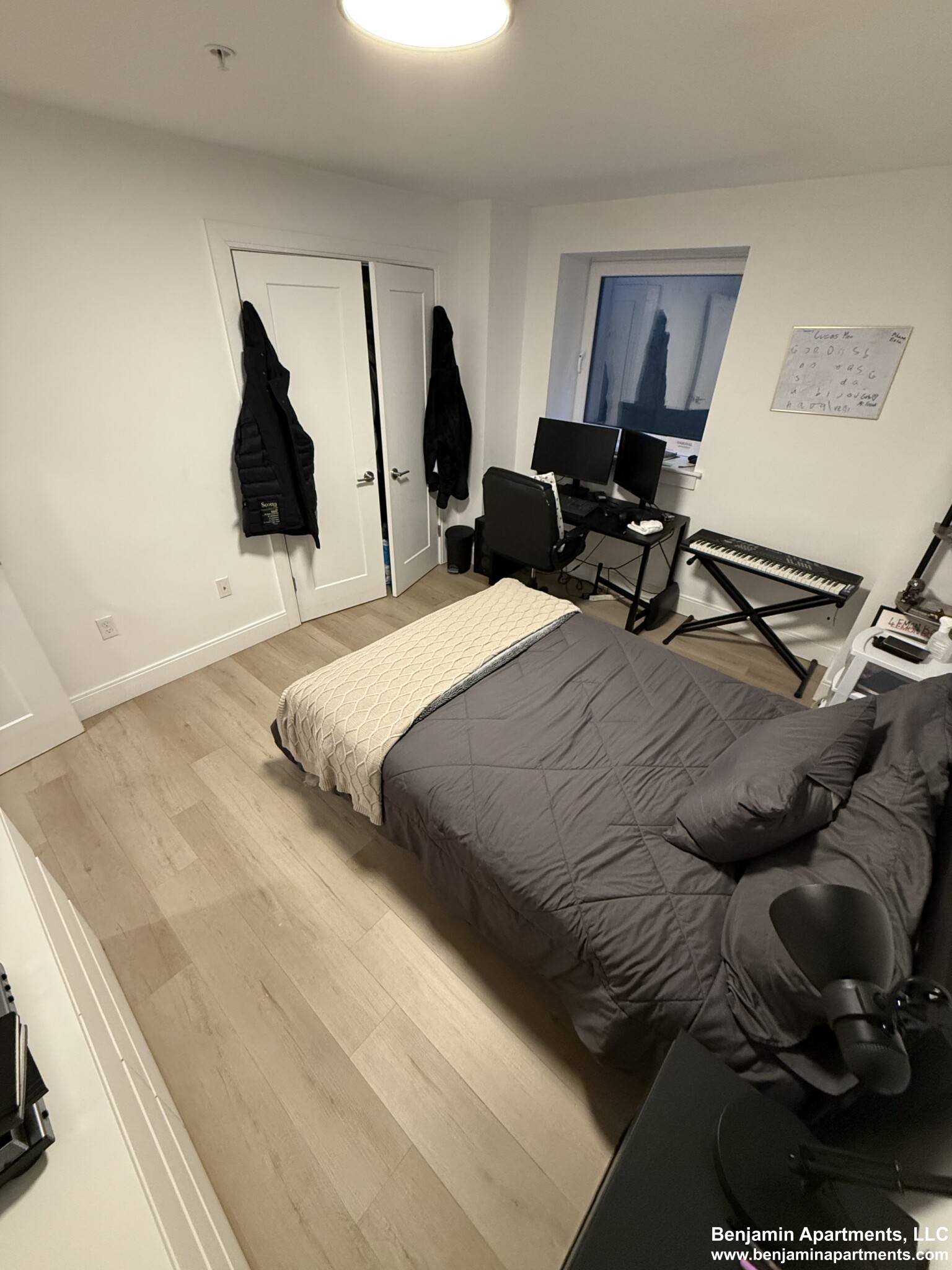 1 Newcomb St, Roxbury