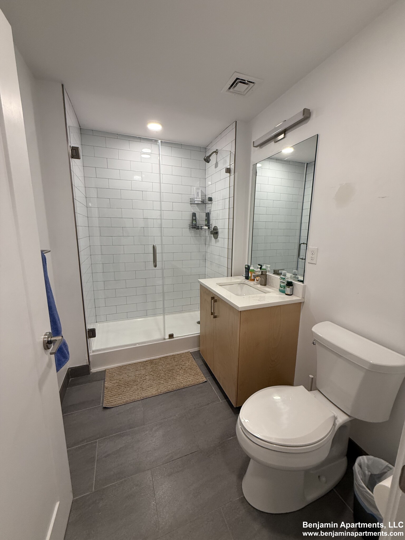 1 Newcomb St, Roxbury