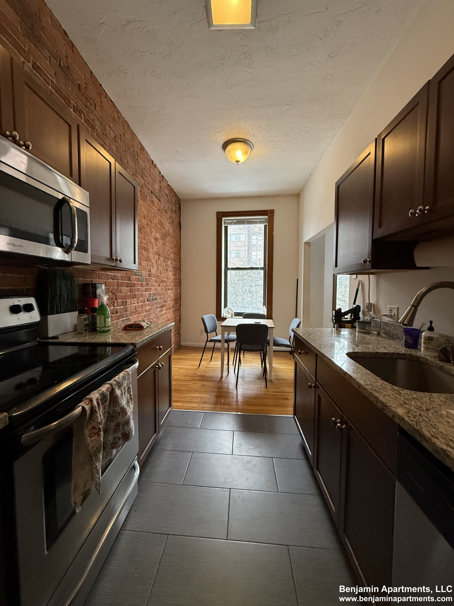 752 Tremont St, South End