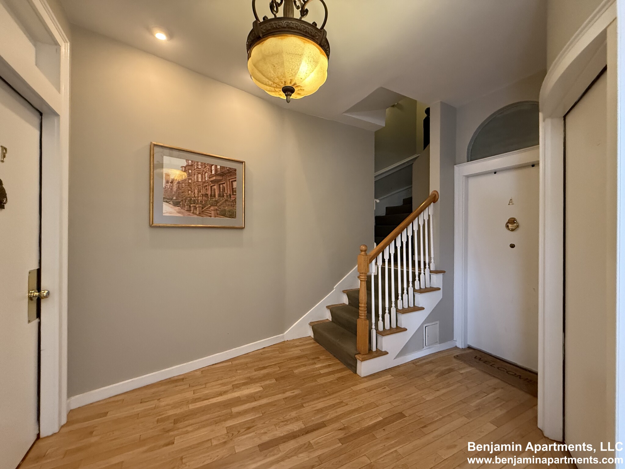 48 Hereford St, Back Bay