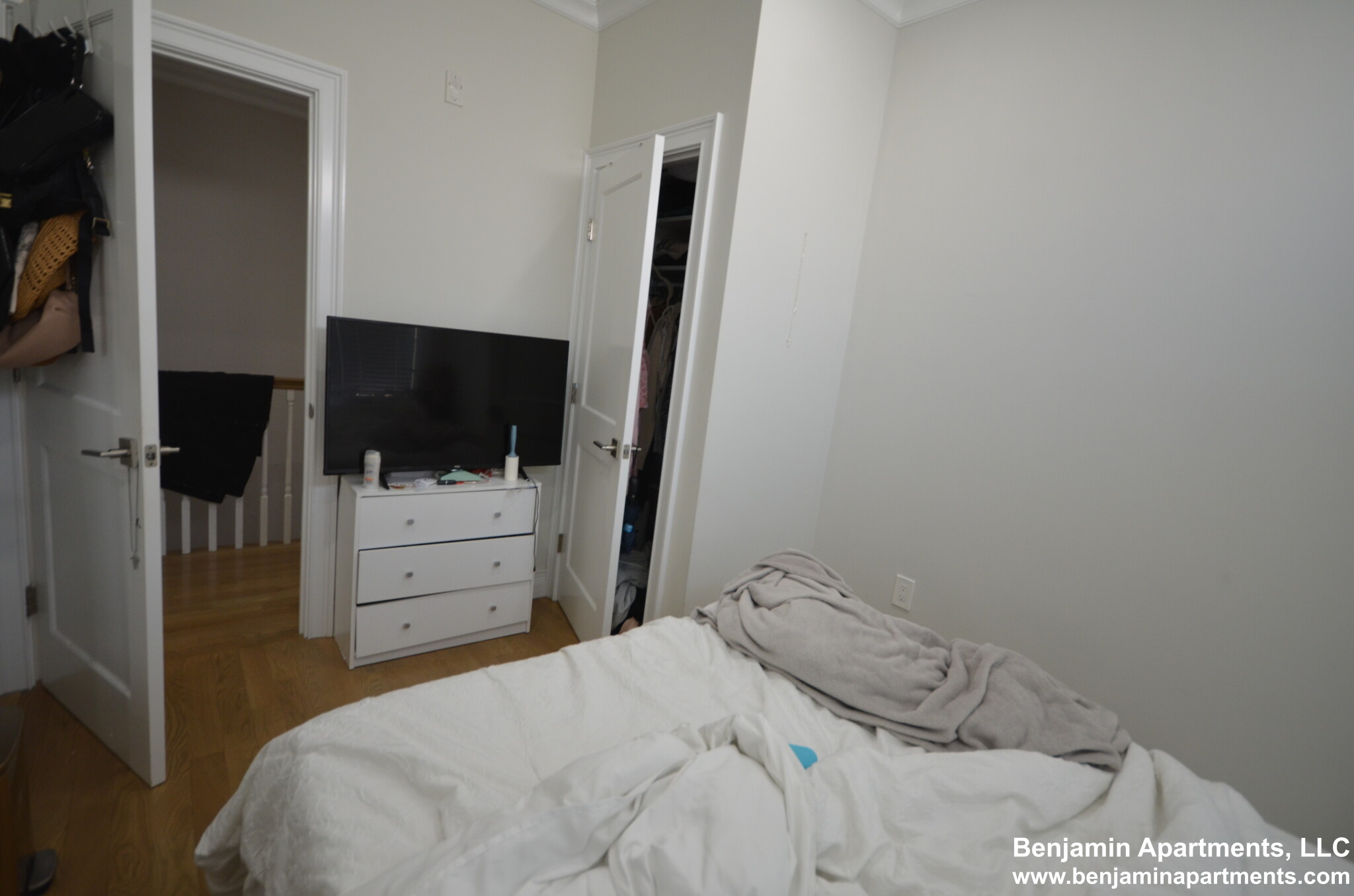 14 Mount Hood Rd, Brighton