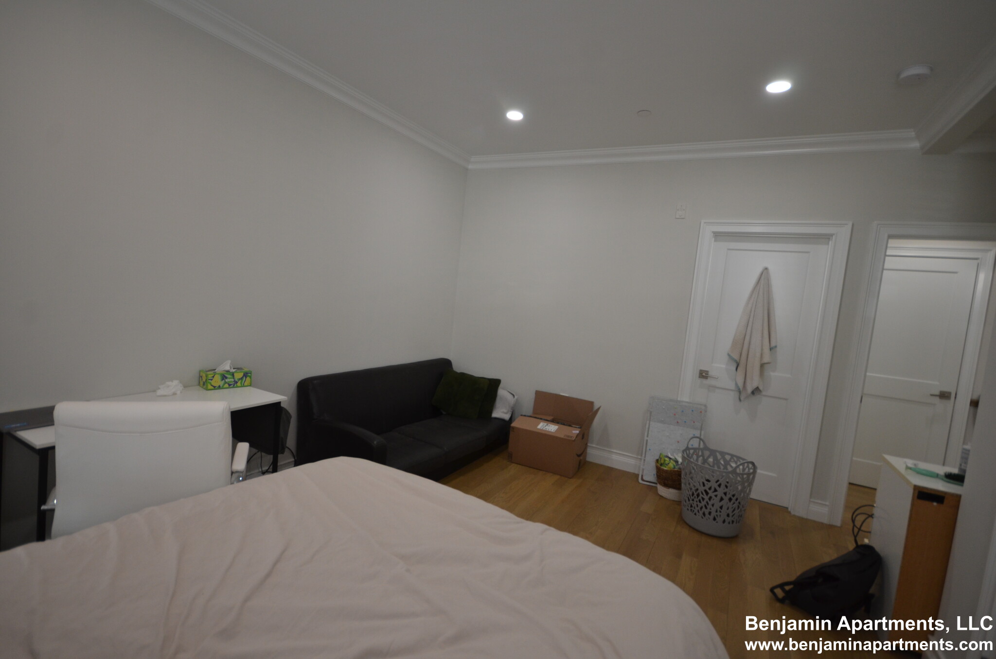 14 Mount Hood Rd, Brighton