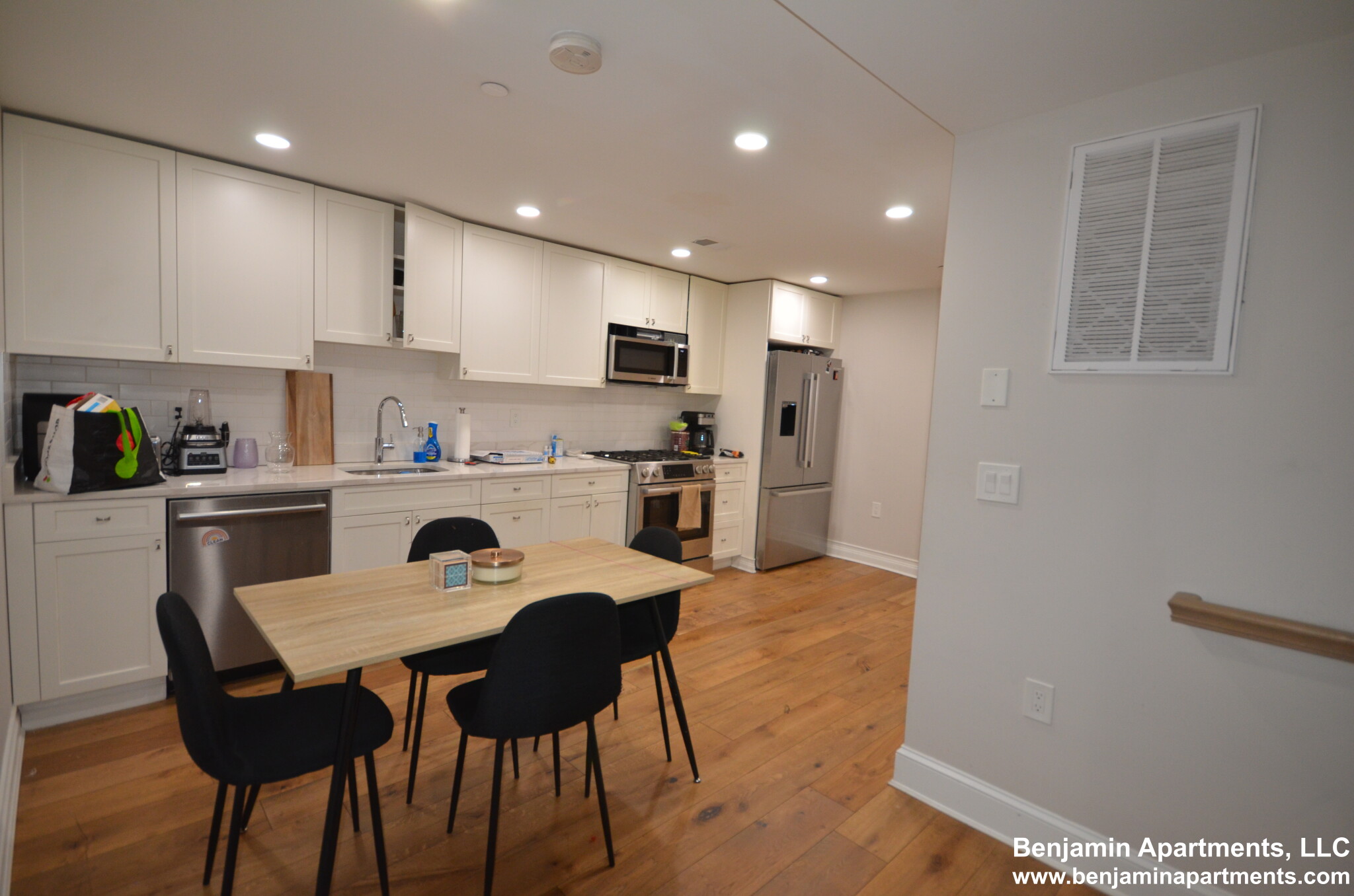 14 Mount Hood Rd, Brighton