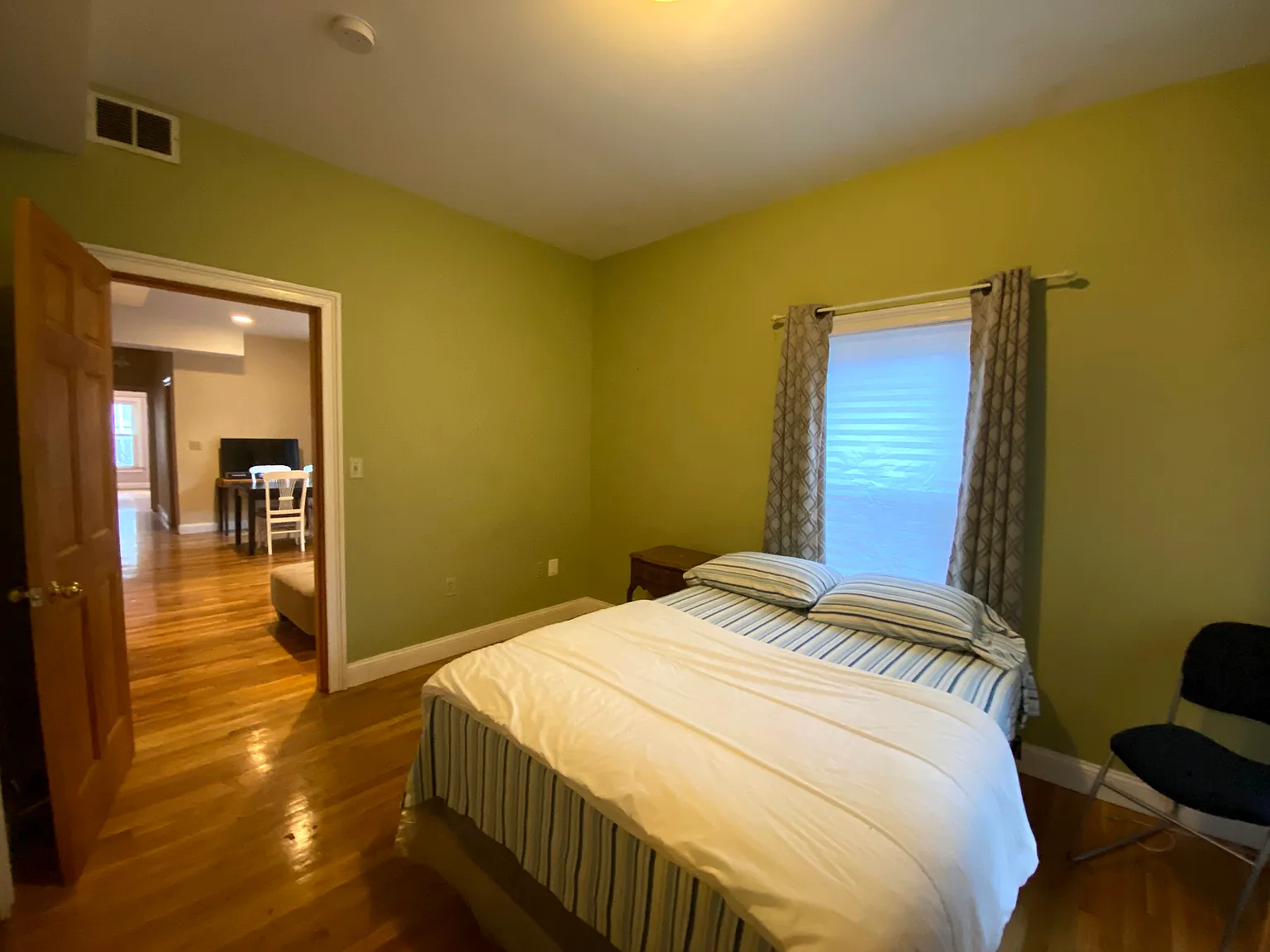 1031 Tremont St, South End