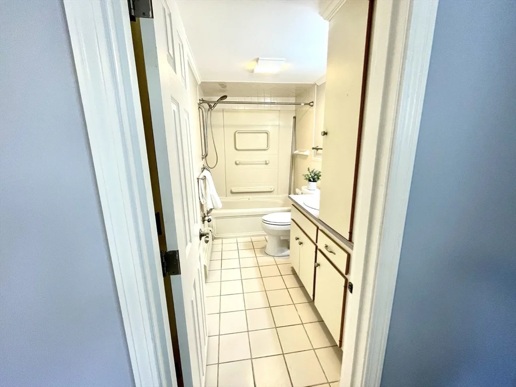 73 Benefit, Mansfield