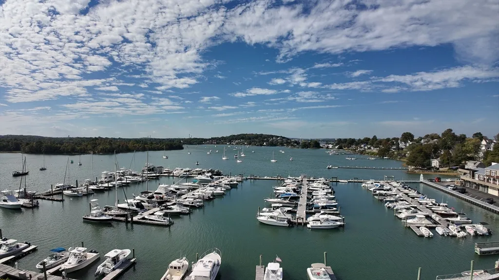 51 Broad Reach, Weymouth