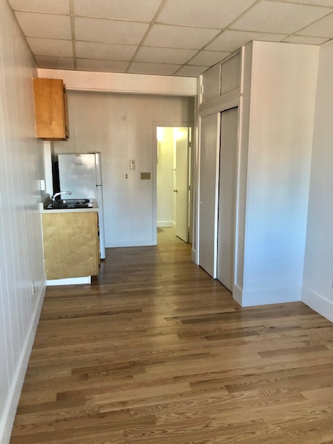 Studio bed, 1 bath apartment for rent at 272 Newbury St Unit 14, Back Bay — photo 3 of 6